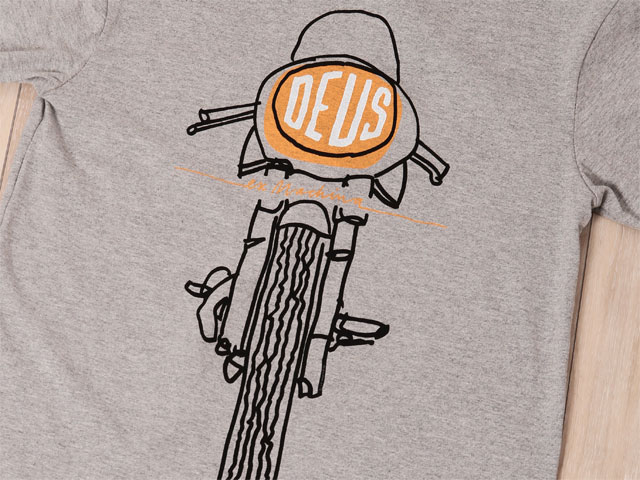 バイク好きに着て欲しい、バイク好きと思われにくいデザインのTシャツ