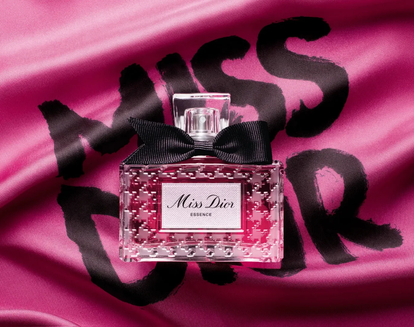 Dior(ディオール)〉自由を纏い、ポジティブに香る「ミス ディオール