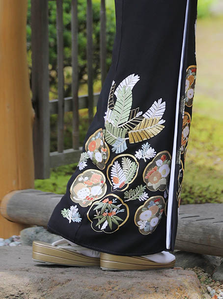 松竹梅吉祥文様 | 黒留袖一覧 | 留袖レンタル キクヅル