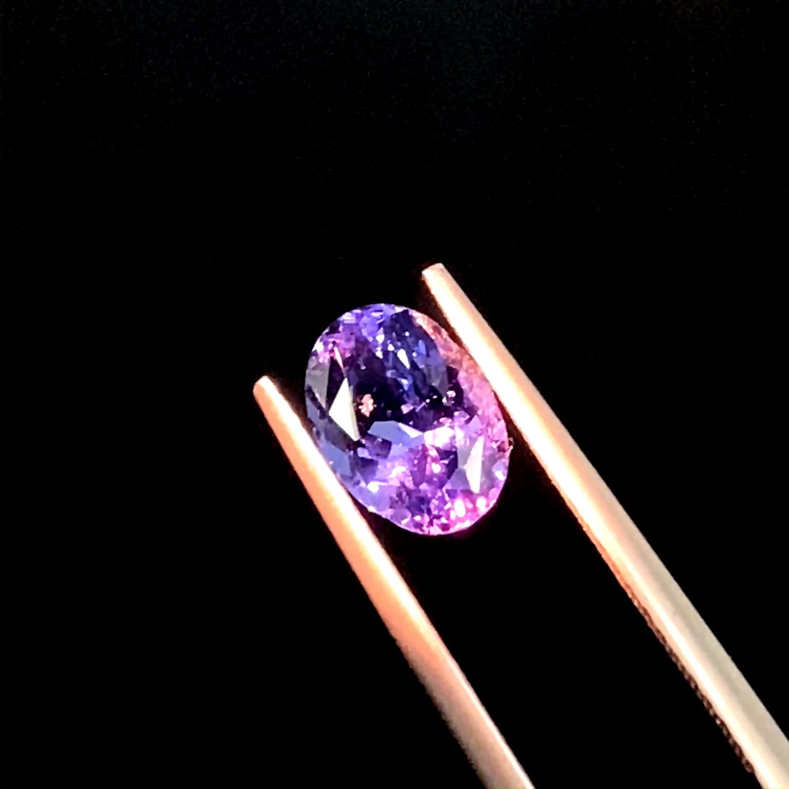 カラーチェンジスピネル(宝石名スピネル/カラーチェンジ・タイプ