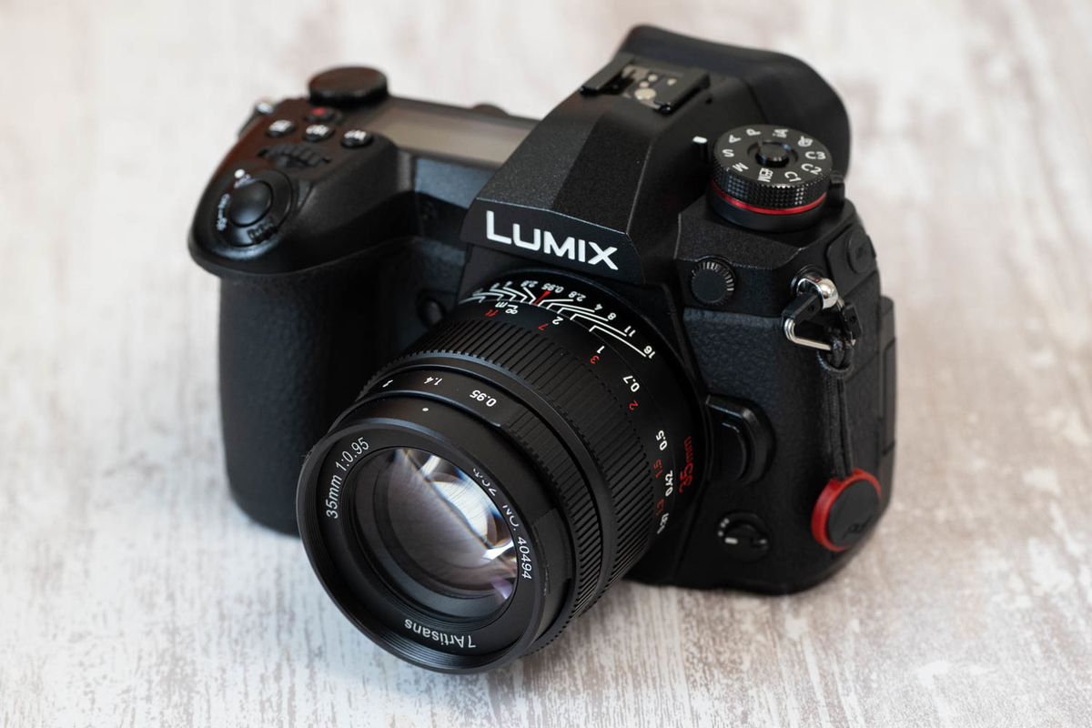 魅惑の超大口径レンズ 七工匠 (7artisans)35mm F0.95 レビュー【PR