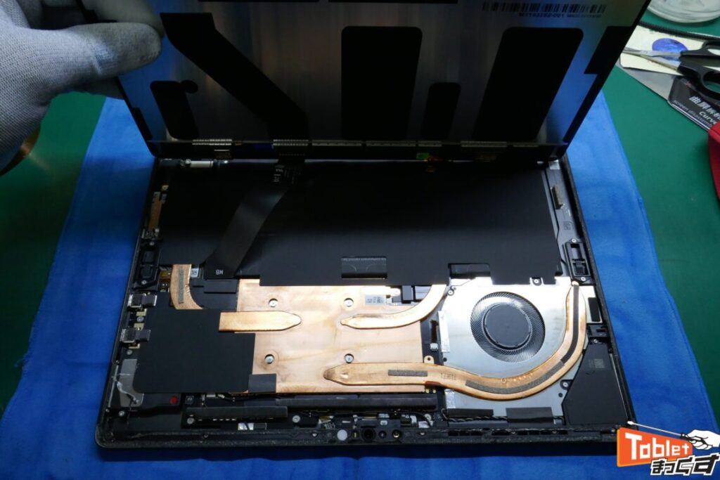 即日対応】Surface Pro 8 画面割れ交換修理 -大阪- タブレット修理専門