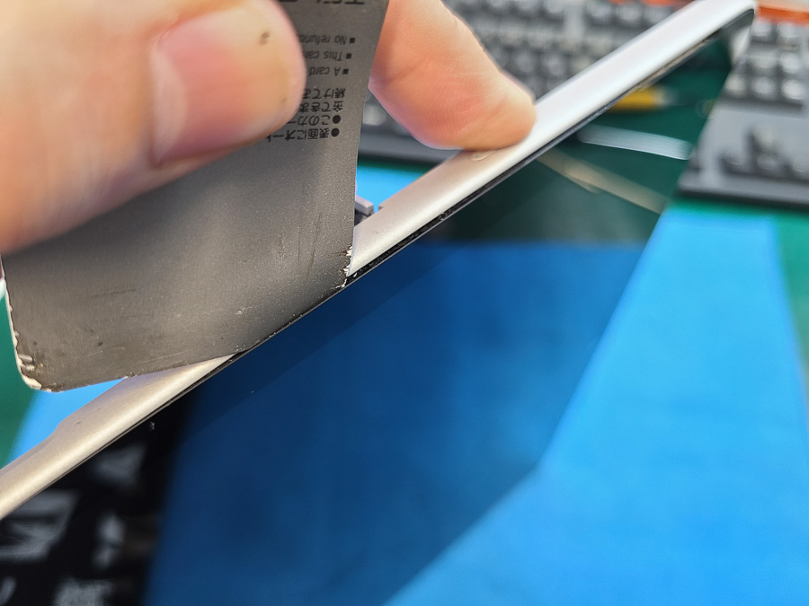 Surface Go2 液晶が割れて画面が映らない【即日画面交換修理