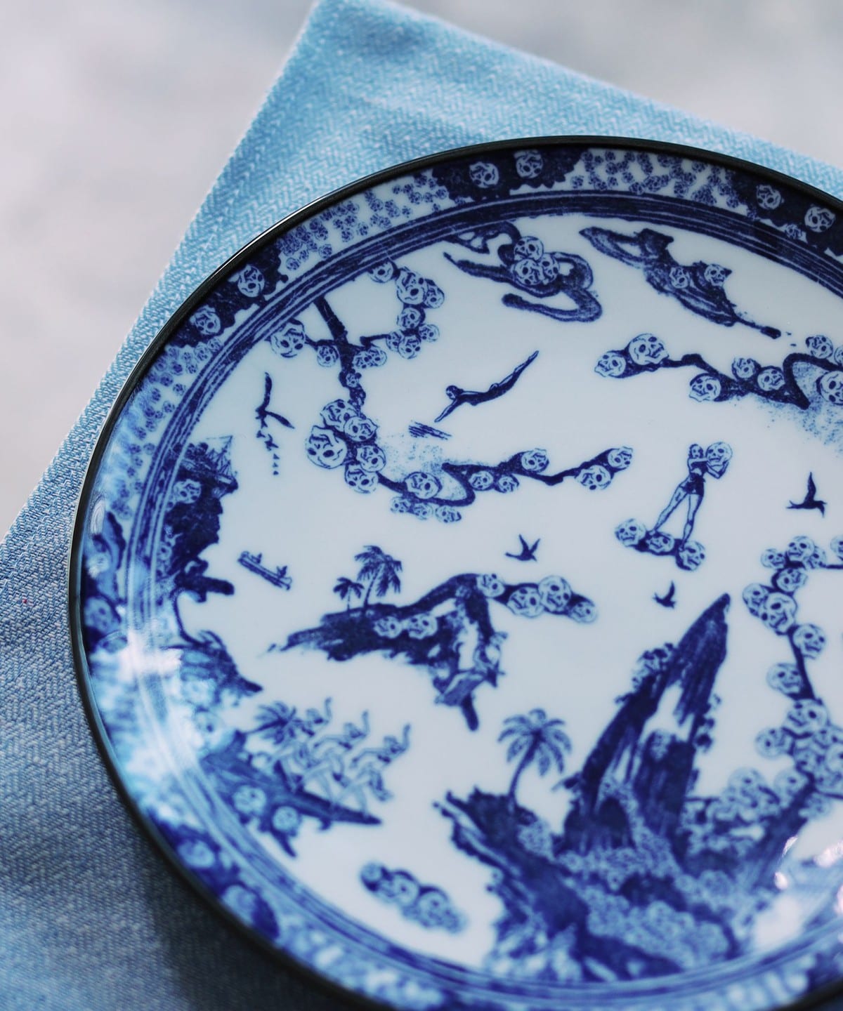 八寸髑髏絵皿 - 横尾忠則オンラインショップ