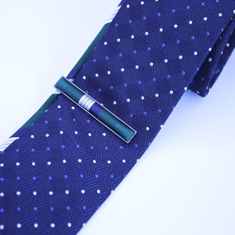 ネクタイピン・カラ枠