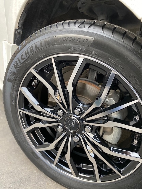 VOXY ×レオニスLV 17インチ｜タイヤ市場館林店｜タイヤ・スタッドレス