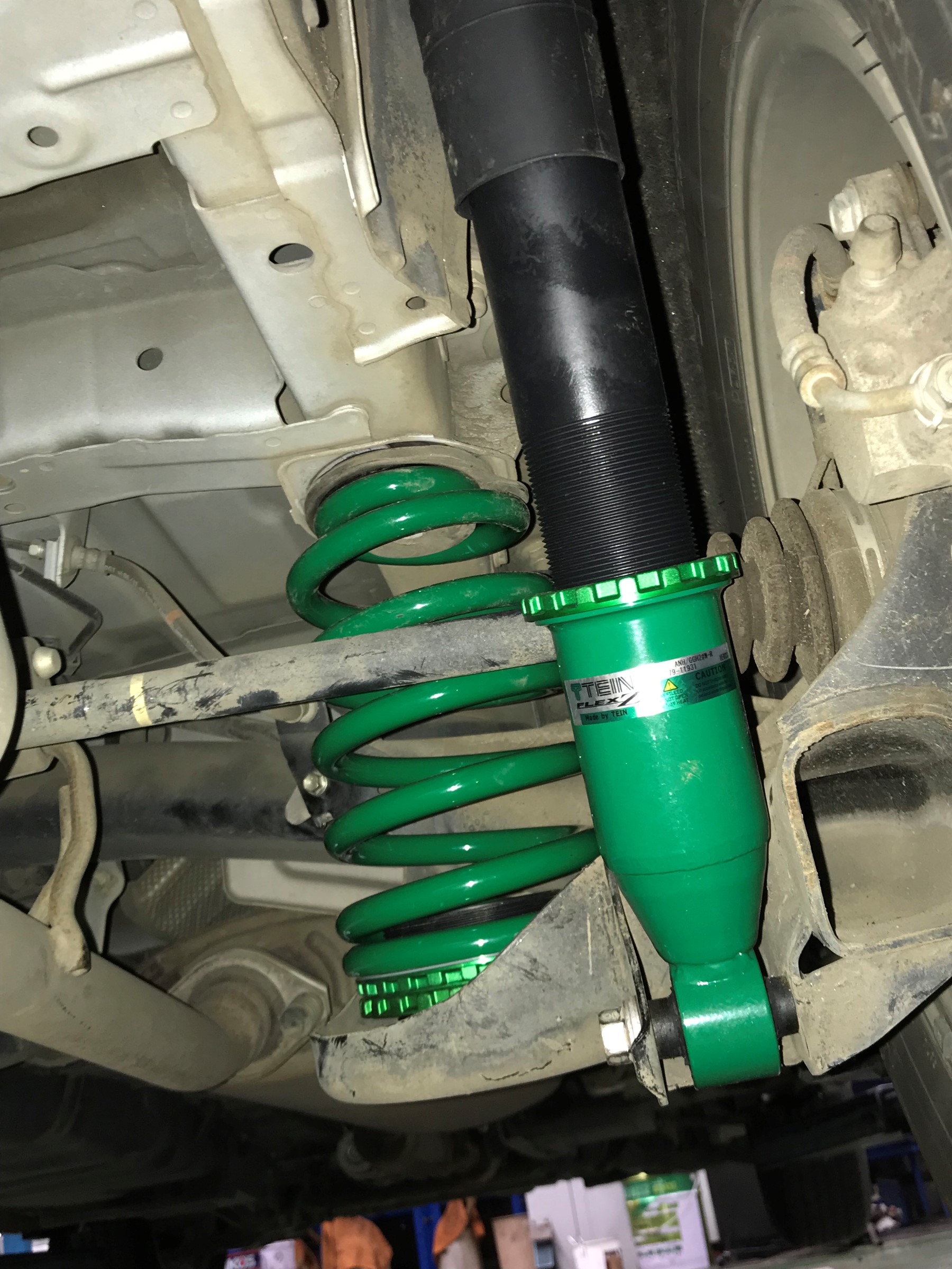 トヨタ・アルファードハイブリッド・ATH20W】TEIN車高調