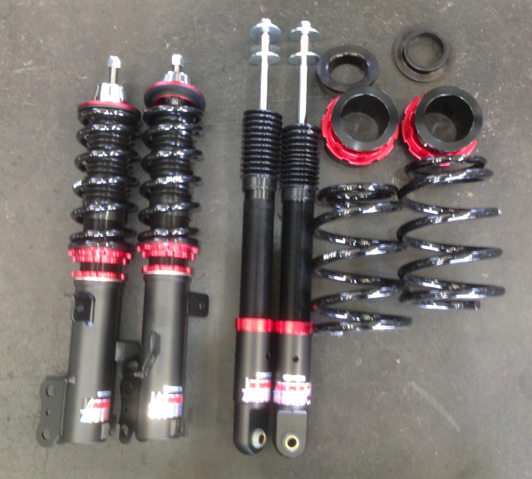 ☆ノート E12 ブリッツ車高調 取り付け☆ | 店舗おススメ情報 | タイヤ