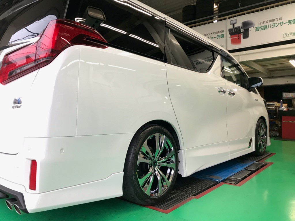 MC後の新型アルファード TEINダウンサス「ハイテク」＆モデリスタ19