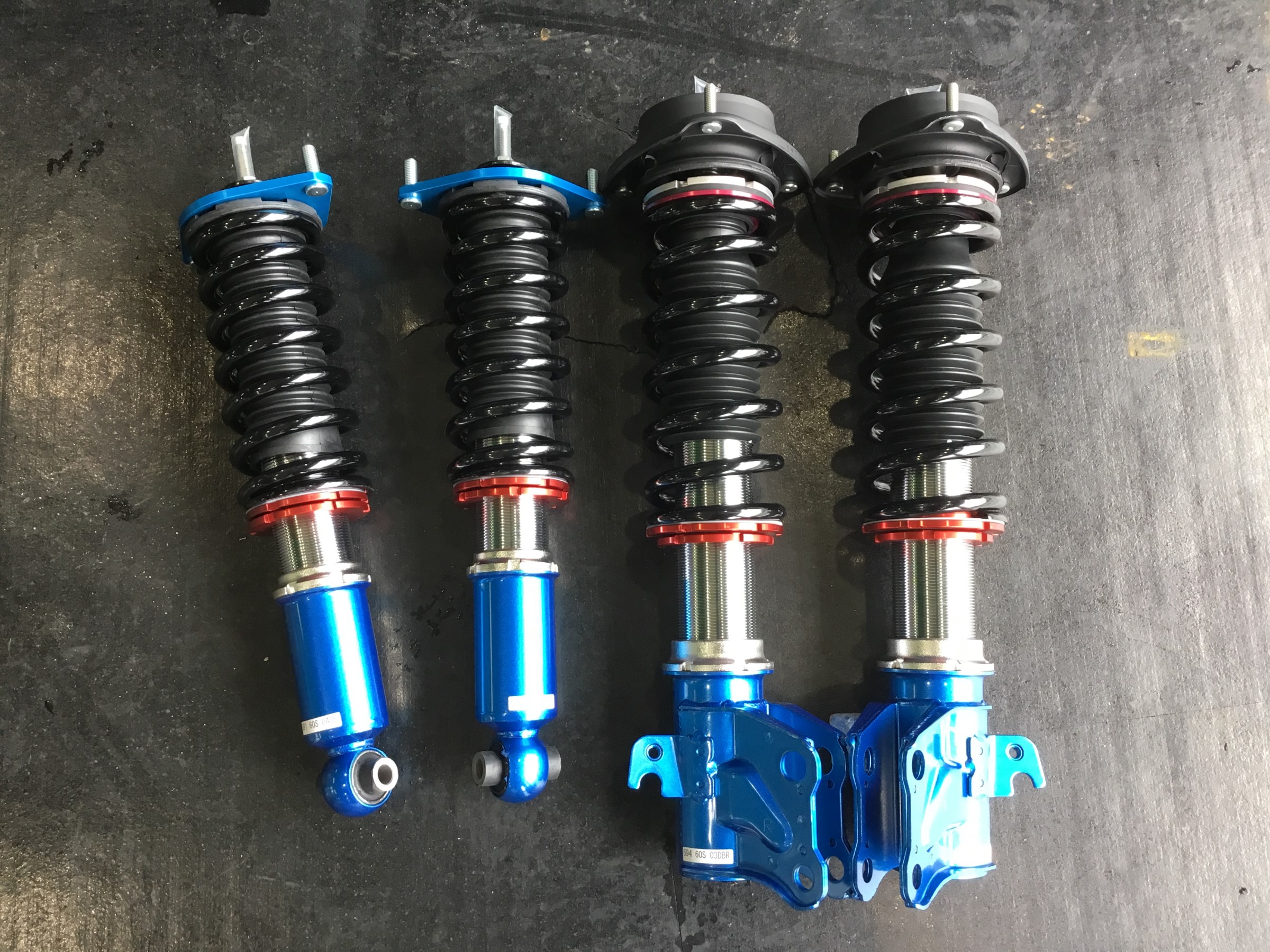 レガシィBR9☆クスコ車高調の取り付け | 店舗おススメ情報 | タイヤ館