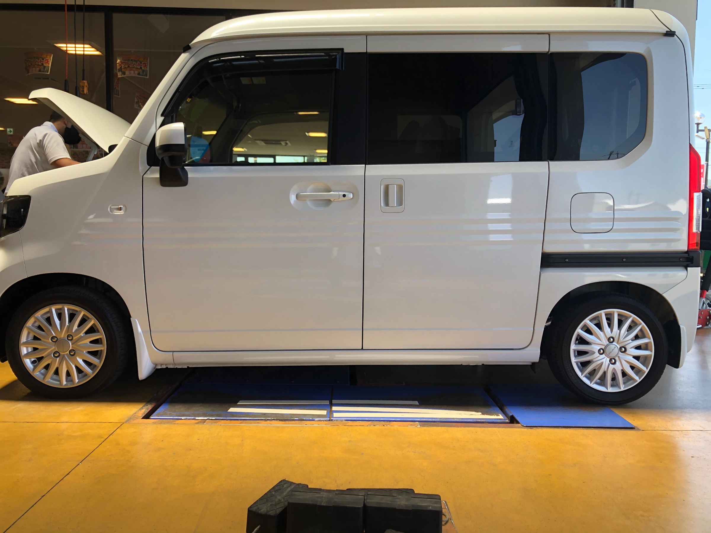 ホンダ N-VAN JJ1 ダウンサス取付 | 店舗おススメ情報 | タイヤ館 飯塚