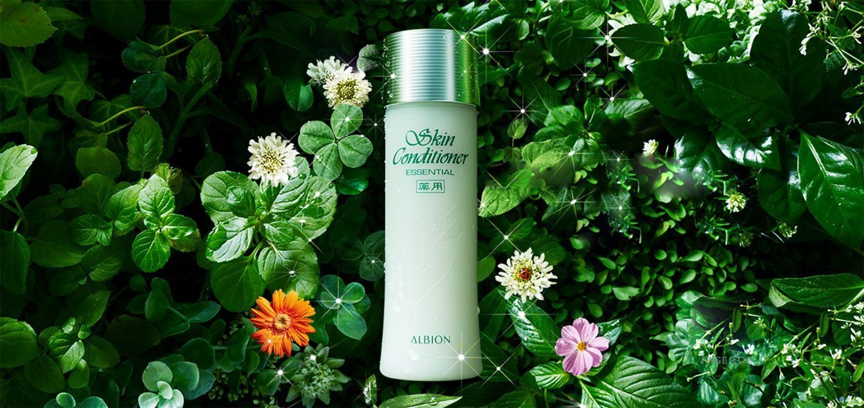 ALBION Skin Conditioner Essential 330ml – Made in Japan – TAKASKI.COM