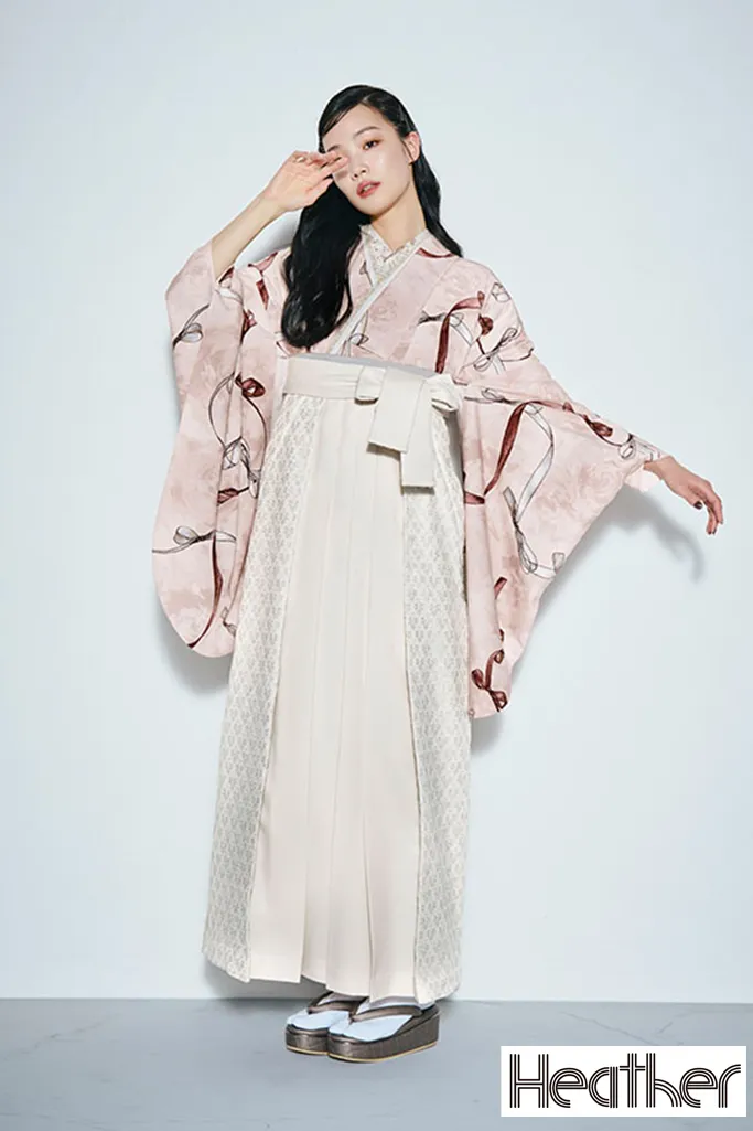 Heatherブランド袴 ピンク リボン柄 アンティーク調 控えめ かわいい系