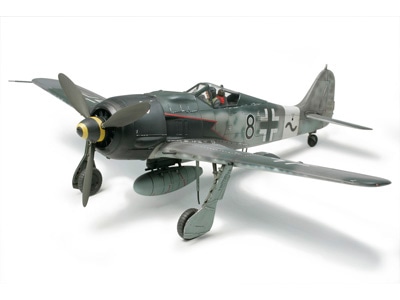 タミヤ 1/48 傑作機シリーズ フォッケウルフFw190 A-8/A-8 R2 | タミヤ