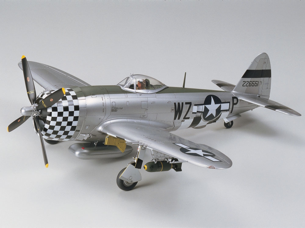 Tamiya P-47D Thunderbolt Bubbletop / Tamiya USA