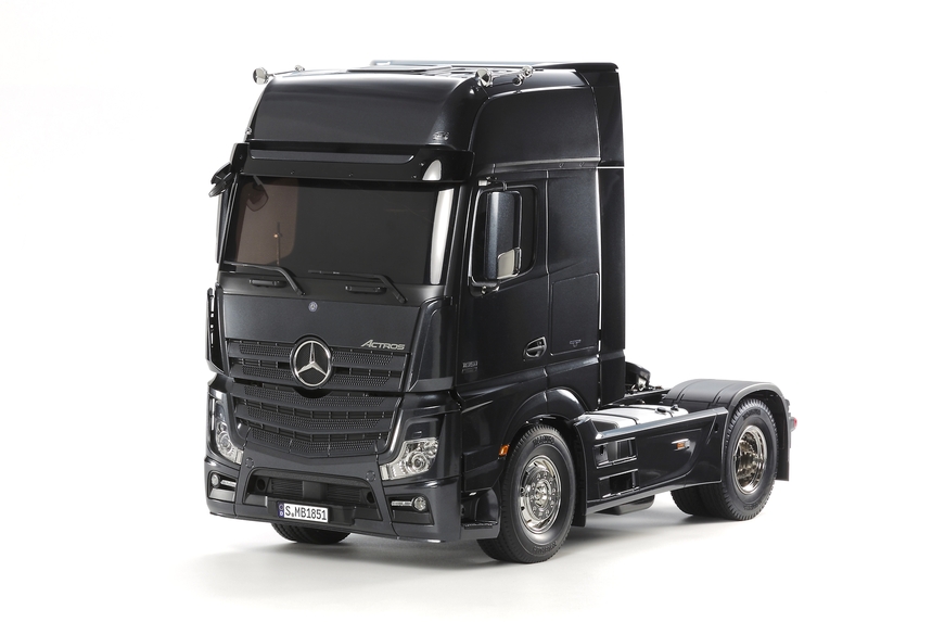 Rc Mercedes-Benz Actros 1851 Gigaspace Black Edition / Tamiya USA
