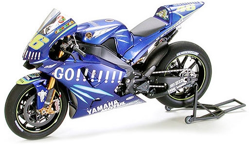 Yamaha Yzr-M1 '04 Factory No.46/No.17 / Tamiya USA