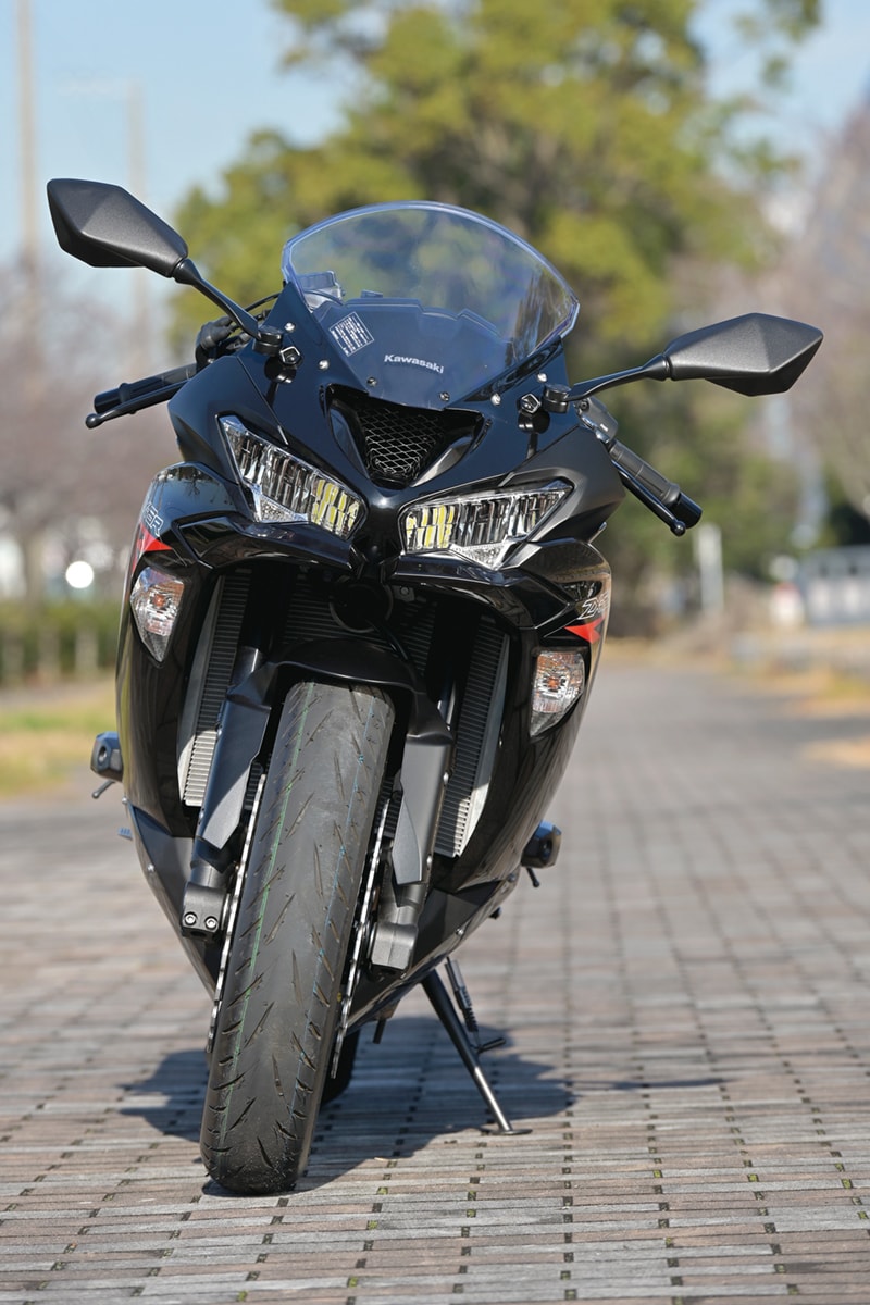 KAWASAKI Ninja ZX-6R ：走りの自由度が高いミドルスーパースポーツ