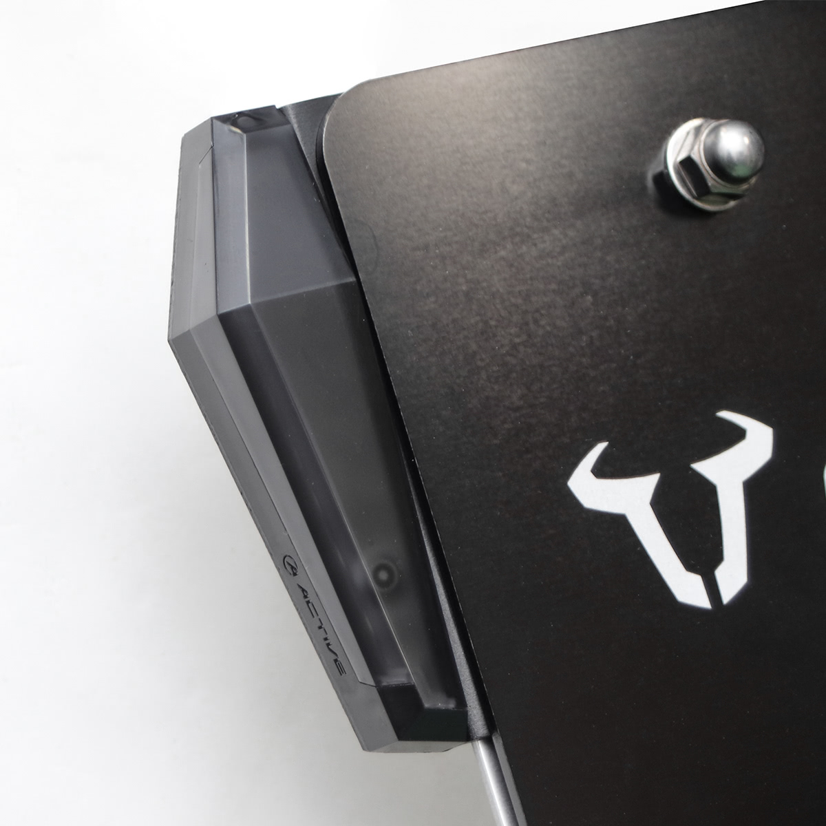 更にコンパクトになったホルダー一体型ウインカー！“アクティブ LED