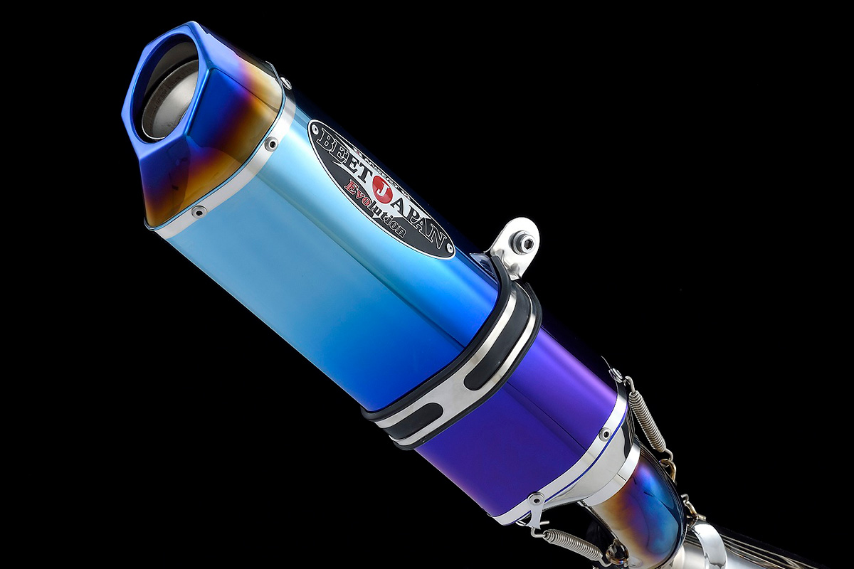 早くもNinja ZX-25R用フルエキゾーストマフラーが2種類登場。注目は
