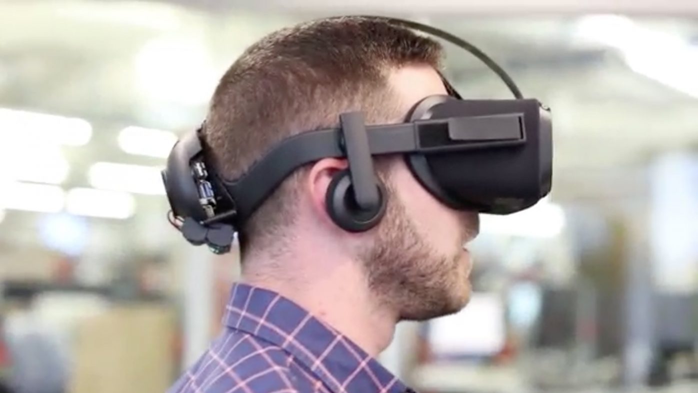 MIT Tech Review: コードレスVRゴーグル「サンタクルーズ」は