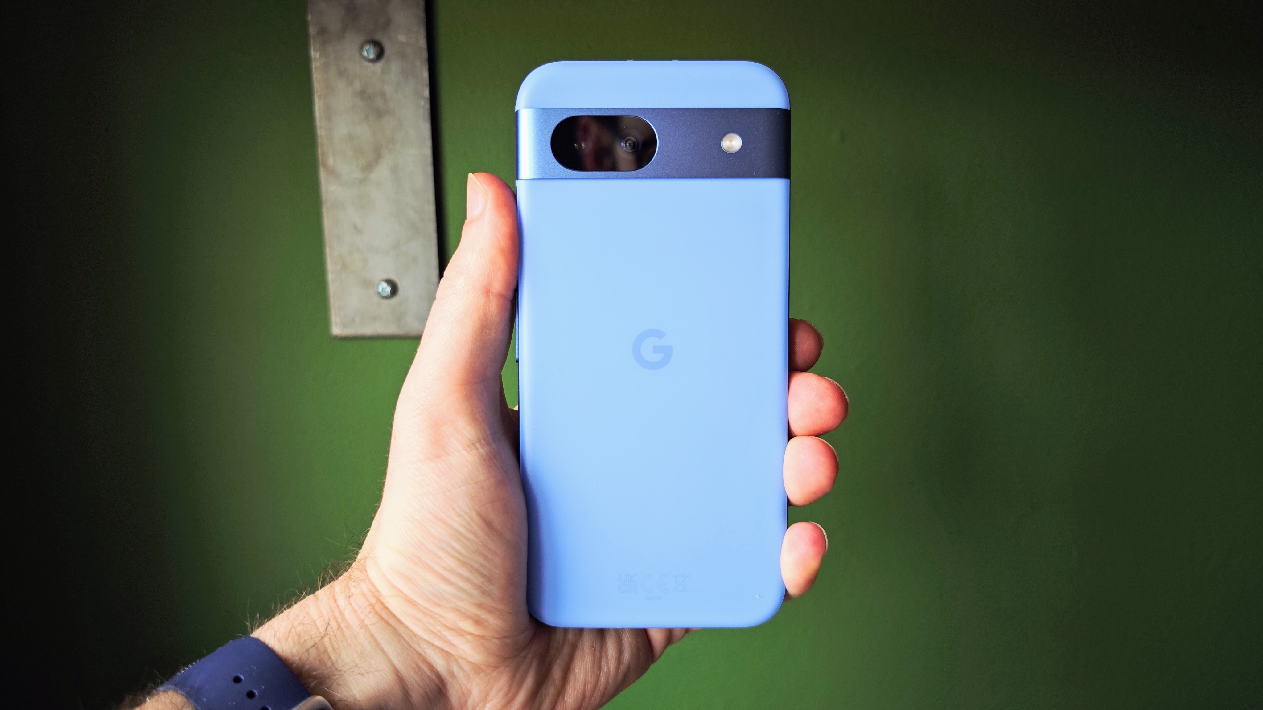 Google Pixel 8a Review: Piggy in the Middle - Tech Advisor