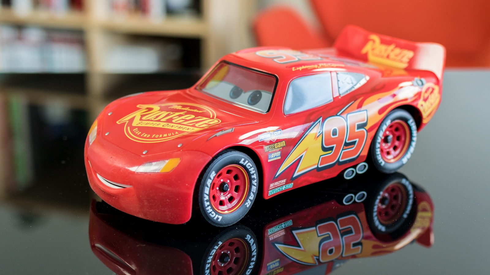 Sphero Ultimate Lightning McQueen Review - Tech Advisor