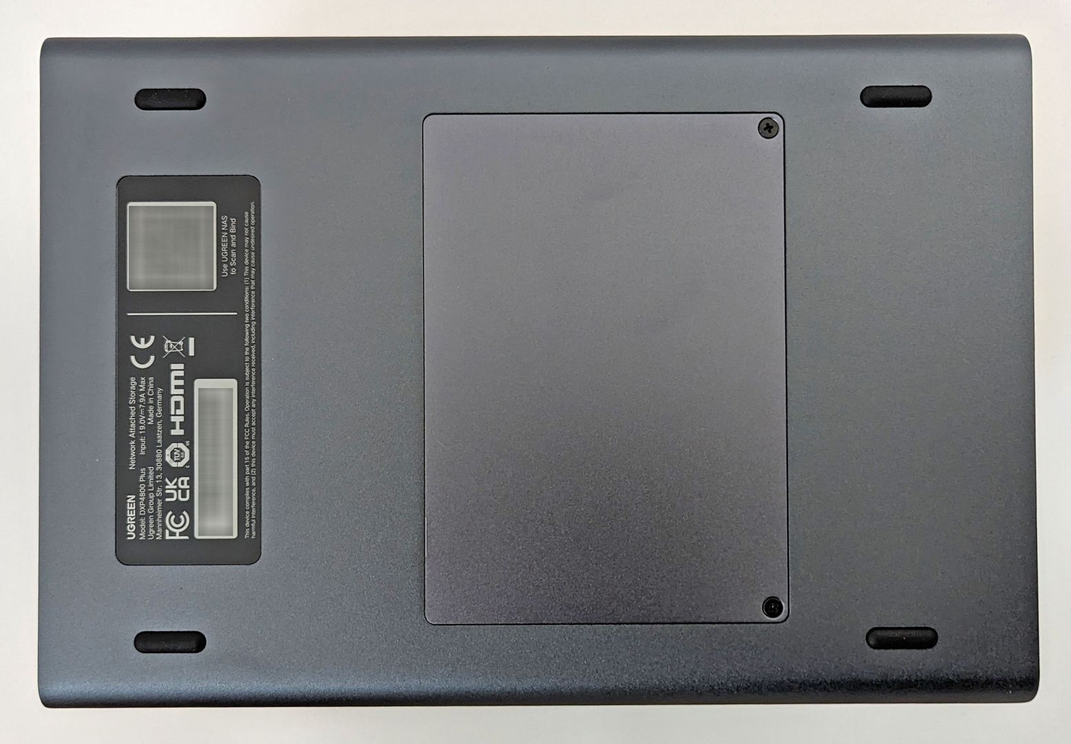 Ugreen NASync DXP4800 Plus Review - Exterior | TechPowerUp