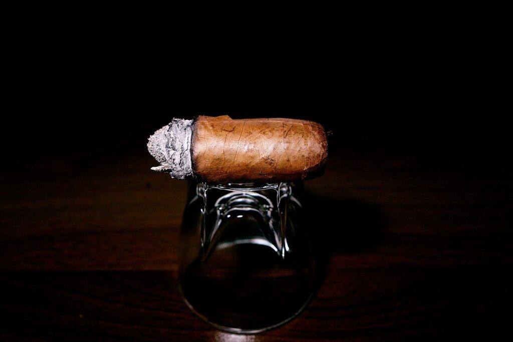 モントーサ ロブスト/Montosa Robusto 葉巻レビュー│葉巻/シガー