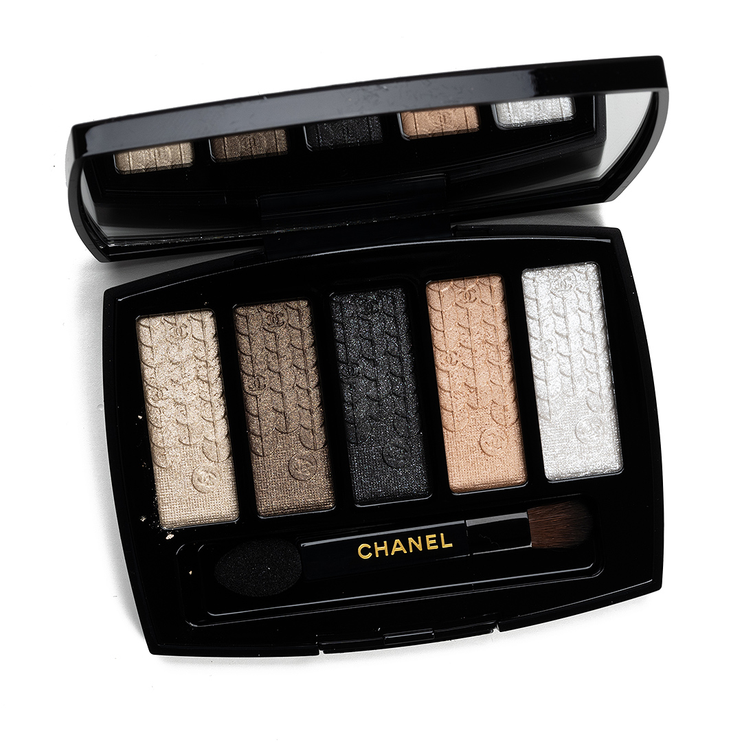 Chanel Lumiere Graphique Eyeshadow Palette Review & Swatches