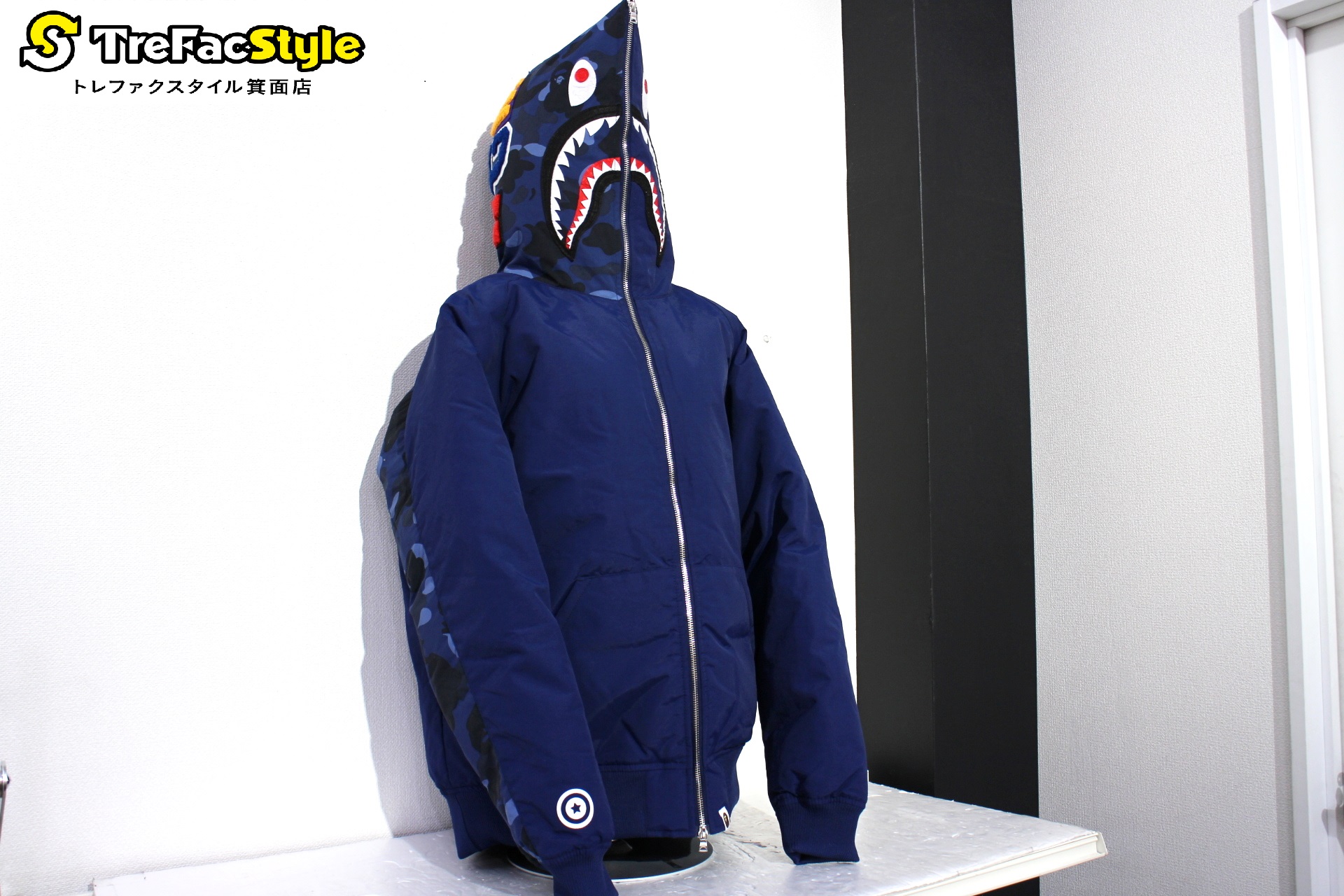 A BATHING APE（アベイシングエイプ）のシャークダウンジャケット入荷