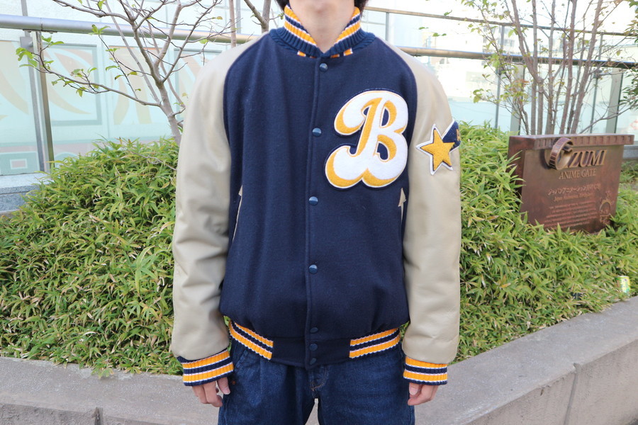 人気アイテム【HEWITT × BACKDROP】よりスタジアムジャケット 