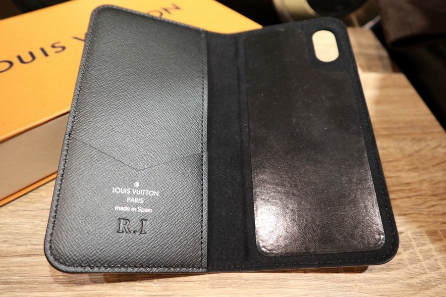 ルイヴィトン iPhoneⅩ FOLIO EPI ルイヴィトン iPhoneⅩ FOLIO EPI