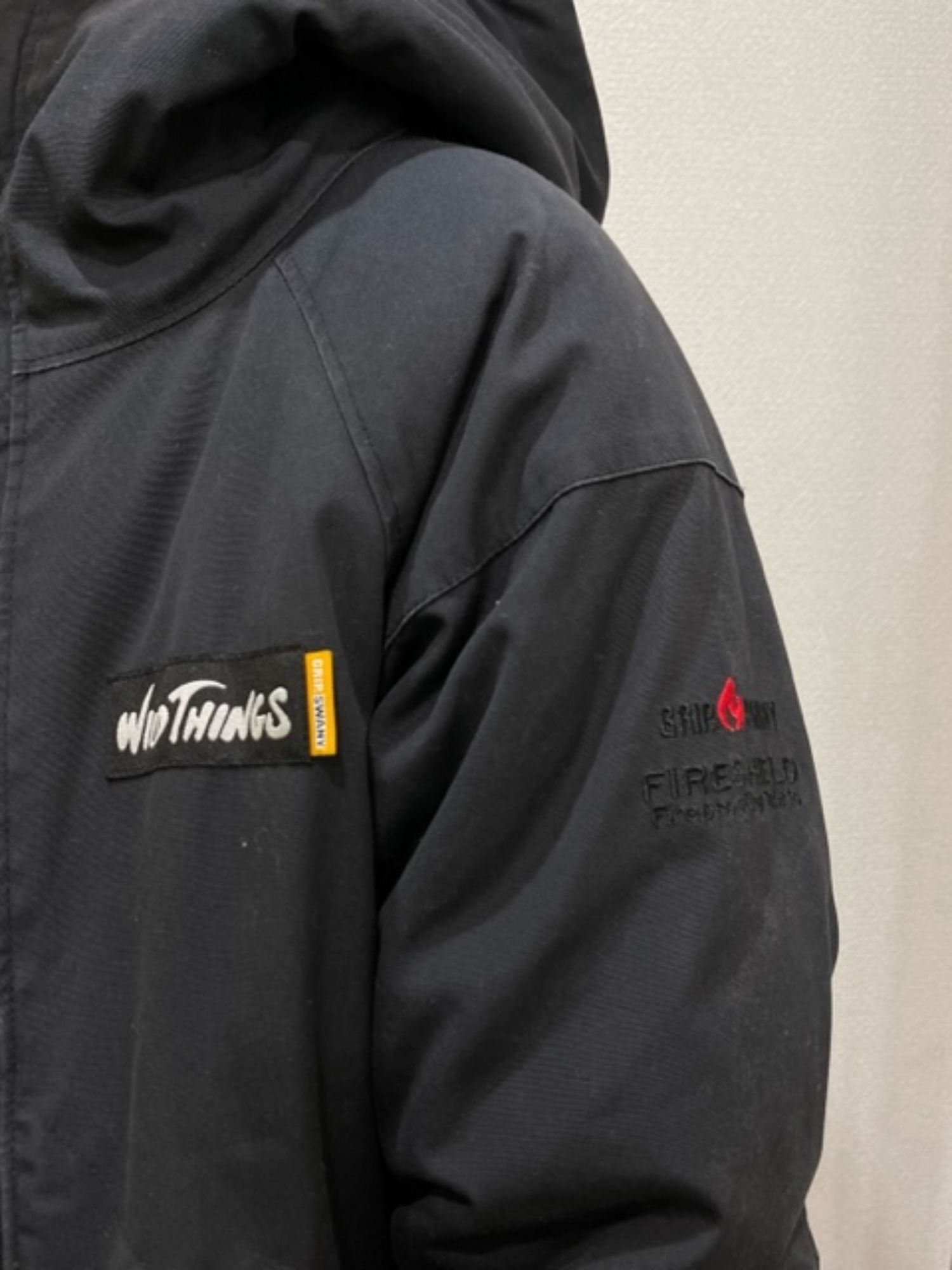 話題のトリプルコラボ【WILDTHINGS×GRIP SWANY Orange別注】より