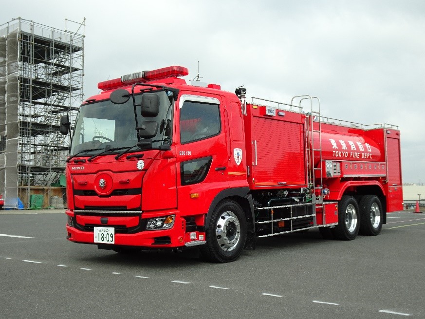 泡原液搬送車 | 東京消防庁