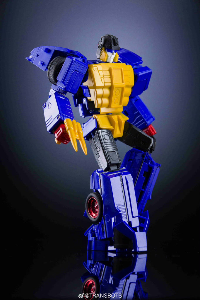 XTransbots MX-26A MX26A MX-XXVIa Double Agent Bond & James (Punch