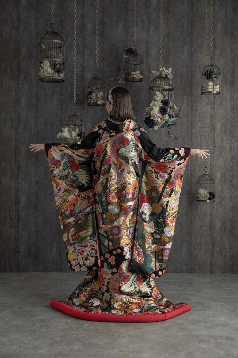 色打掛・黒地鳳凰｜白無垢・色打掛レンタルなら結婚式着物専門の【THE