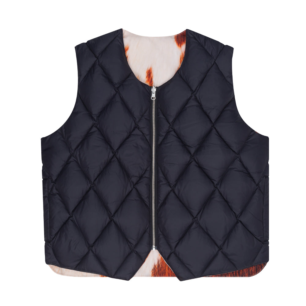 STÜSSY REVERSIBLE QUILTED VEST // COWHIDE – Collateral