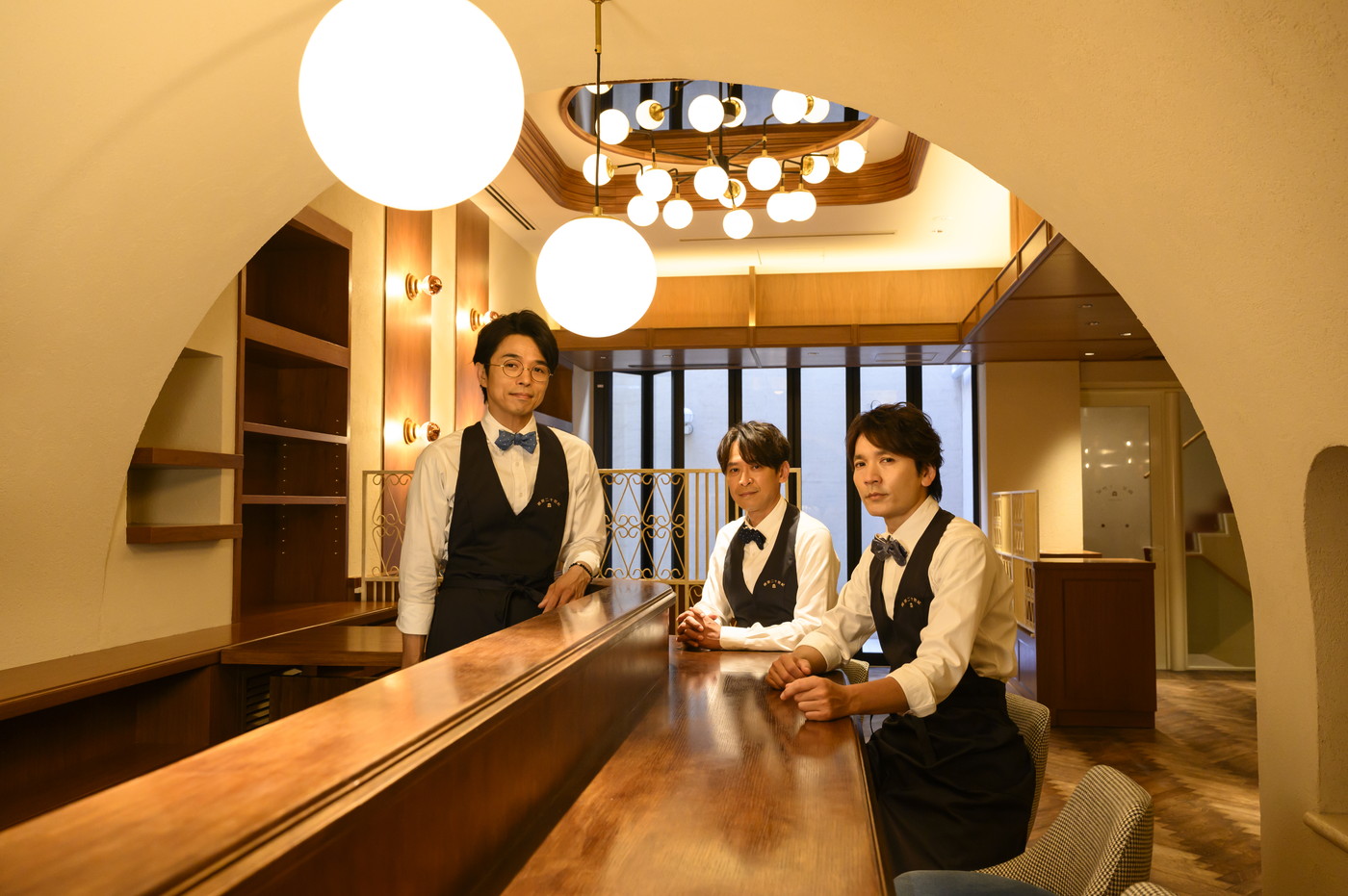 20th Century（坂本昌行、長野博、井ノ原快彦）が、喫茶店「喫茶二十