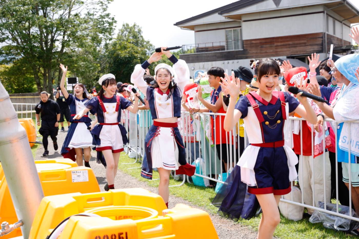 ライブレポート】私立恵比寿中学『ファミえん』山中湖にて開催！ 花火