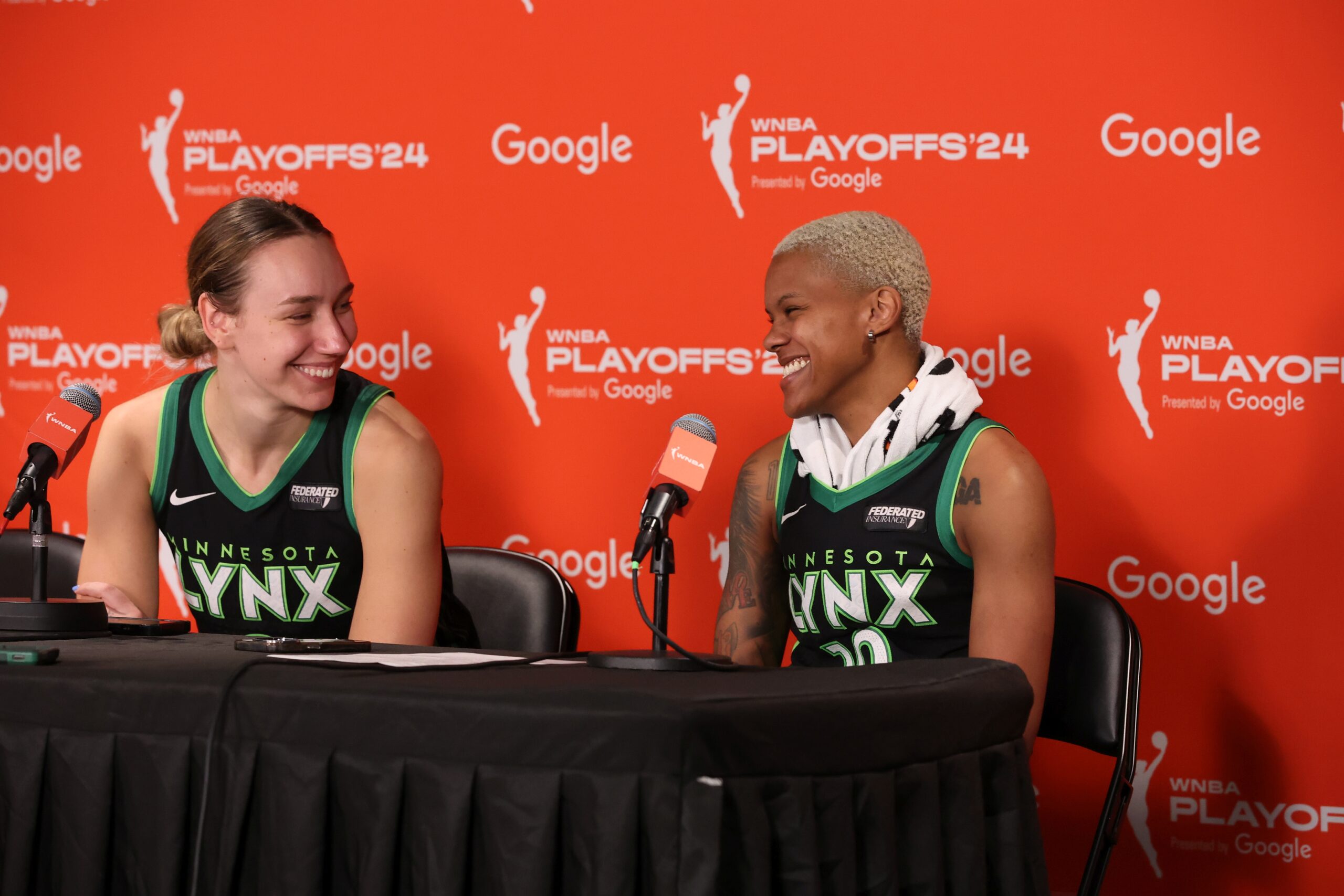 Courtney Williams, Alanna Smith are growing together for Lynx