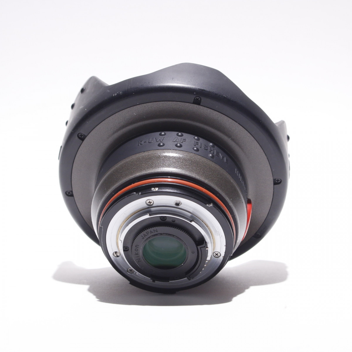 This Nikonos RS is The Dream of Many Film Photographers