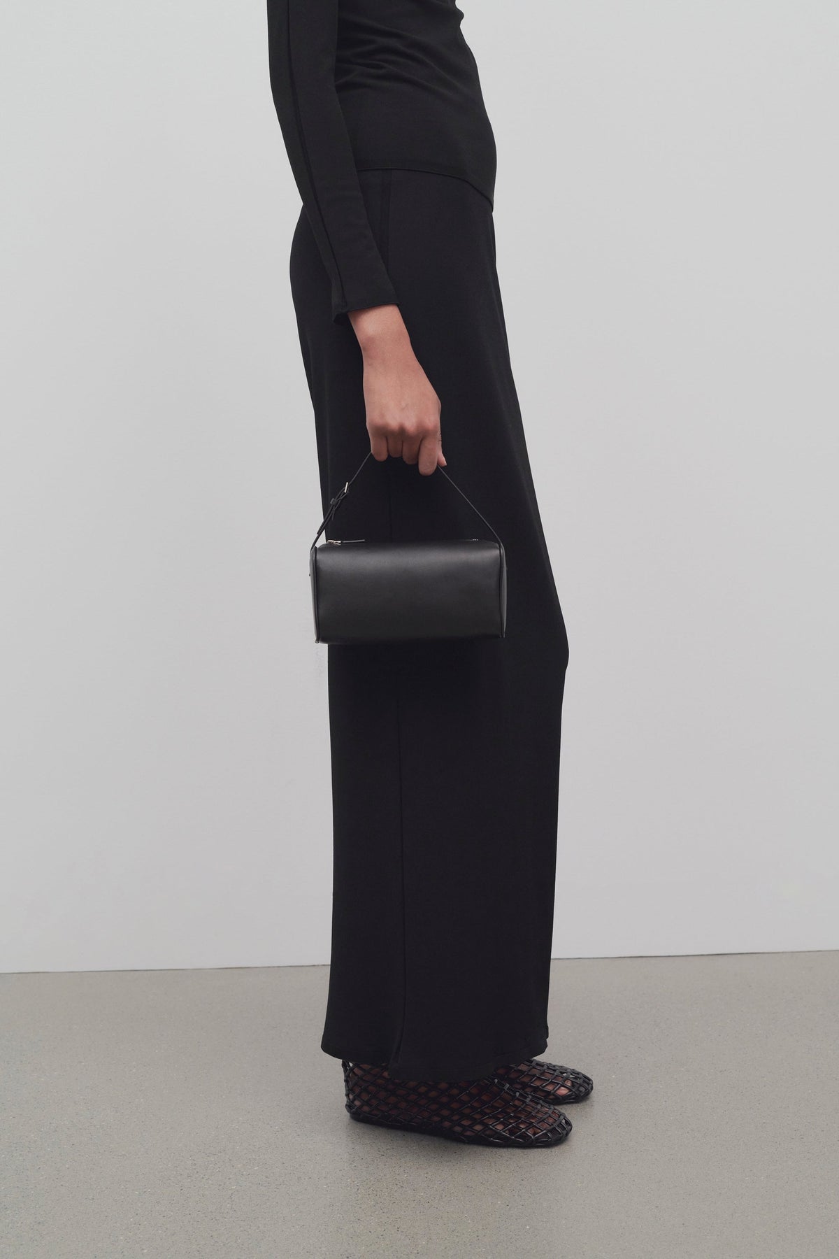 90's Bag Black – The Row