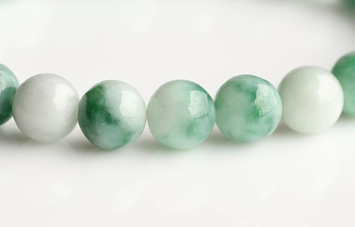 初売り2023！霊石となった本物の糸魚川翡翠をご紹介です♪ | セラピー