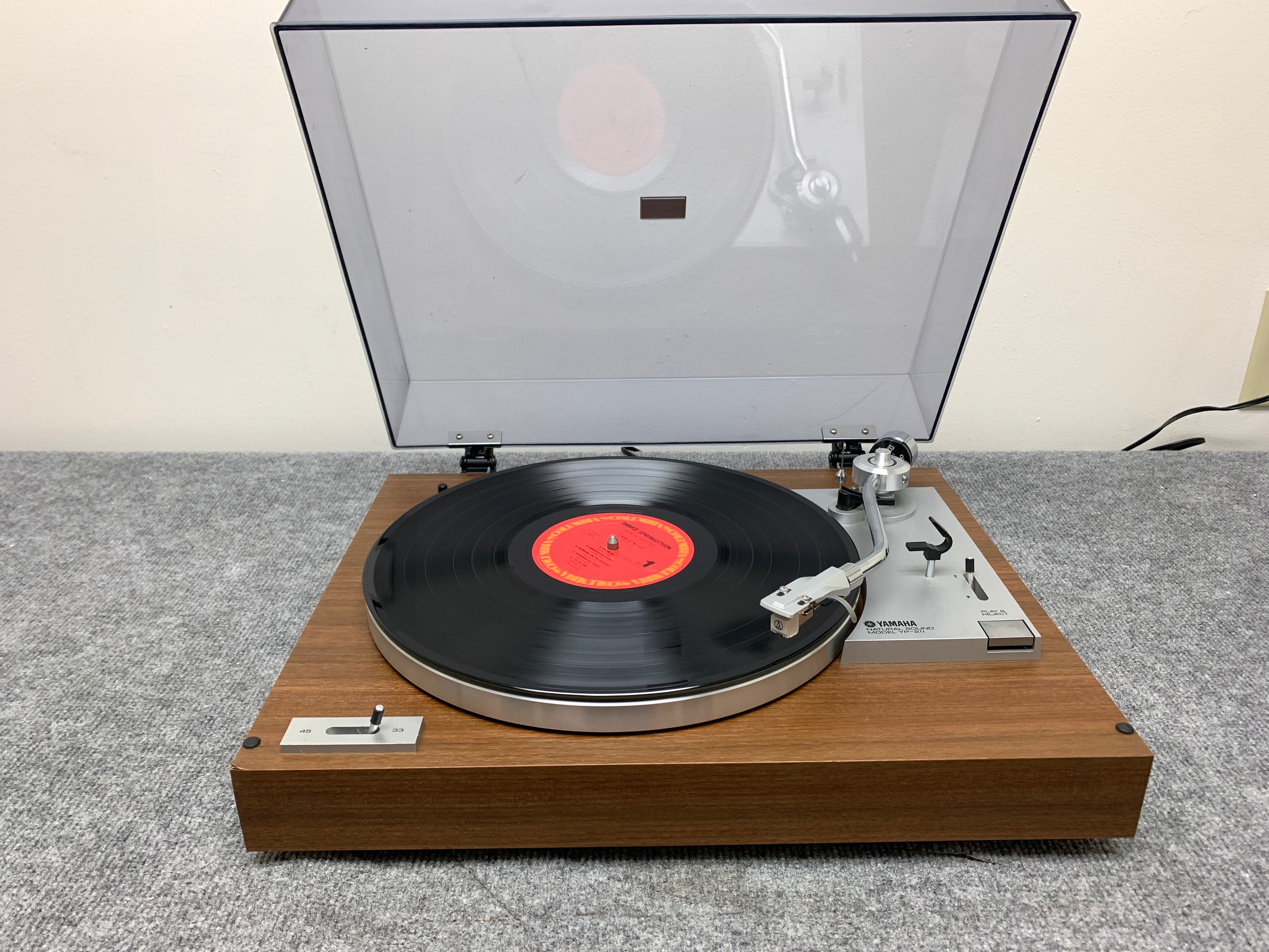 Yamaha YP-211 Turntable – The Turntable Store