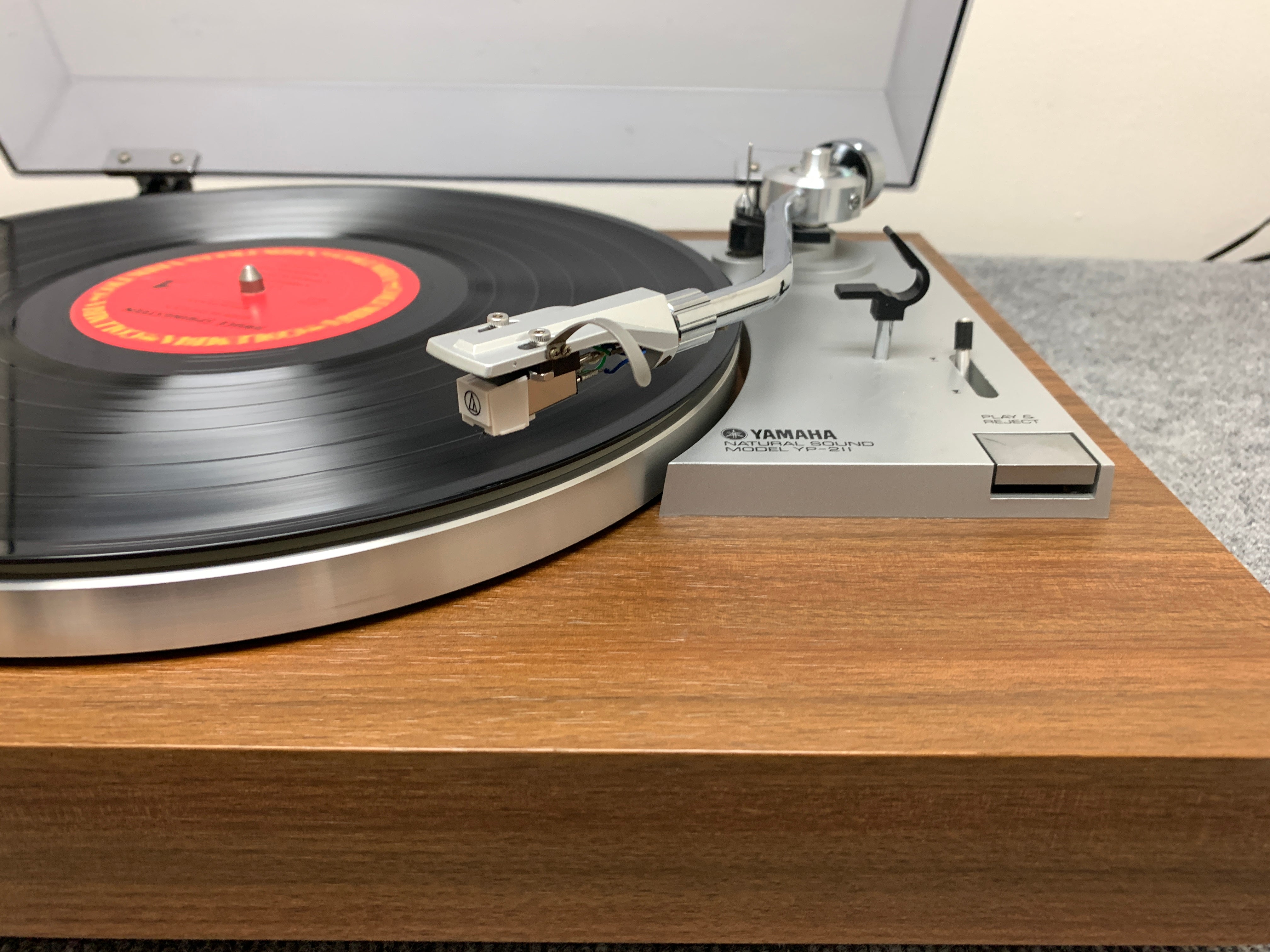 Yamaha YP-211 Turntable – The Turntable Store