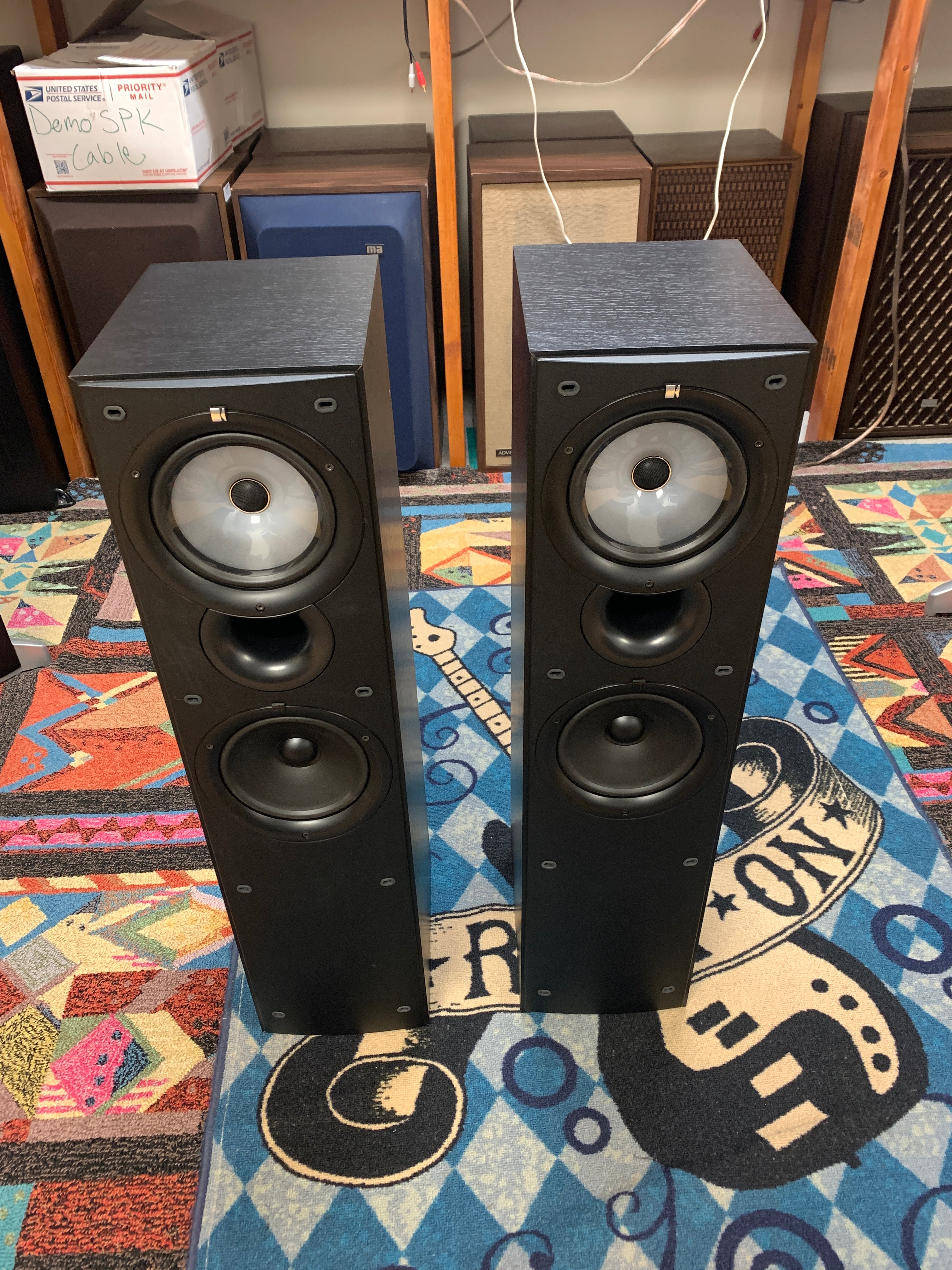 KEF Q55 Floor Speakers – The Turntable Store