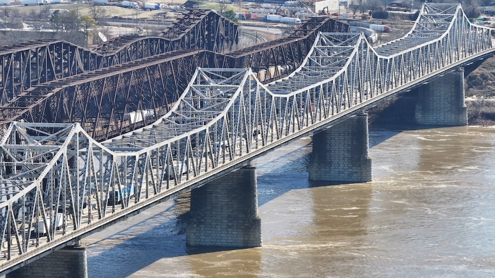 Interstate 55 bridge connecting Memphis to Arkansas named Kings