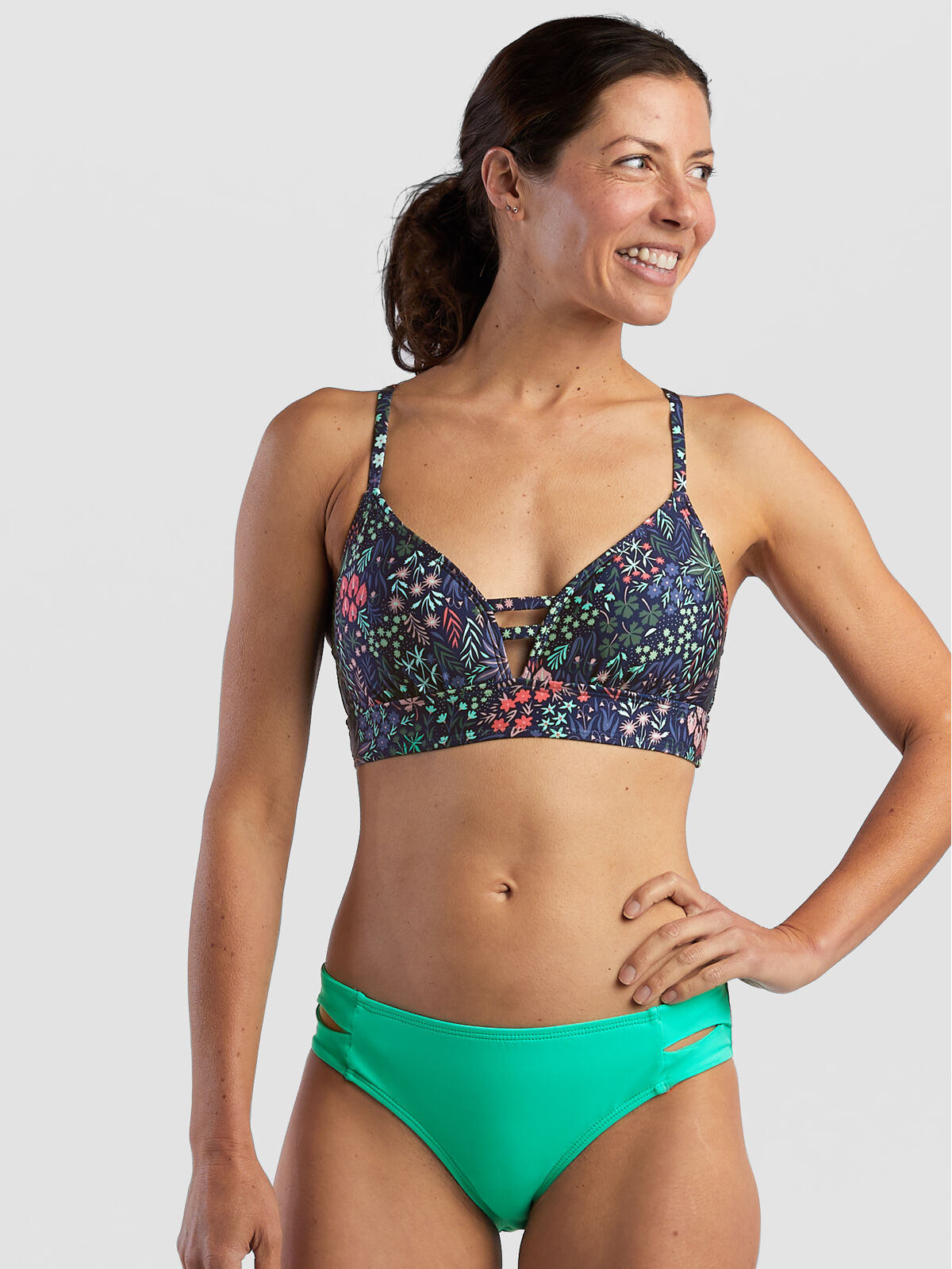 Sporty Bikini Top: Zehra - Neverland