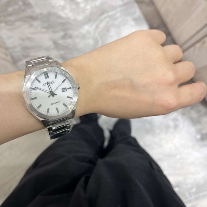 CITIZEN】ビジネスシーンで映える◎ラグジュアリー×スポーティな高